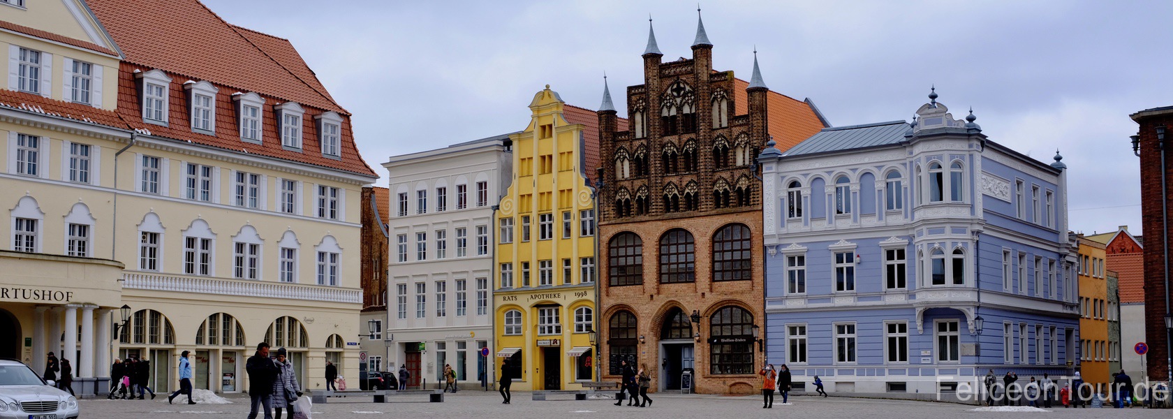 Caravanstellplatz an der Rügenbrücke Stralsund