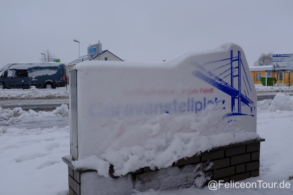 Caravanstellplatz an der Rügenbrücke Stralsund