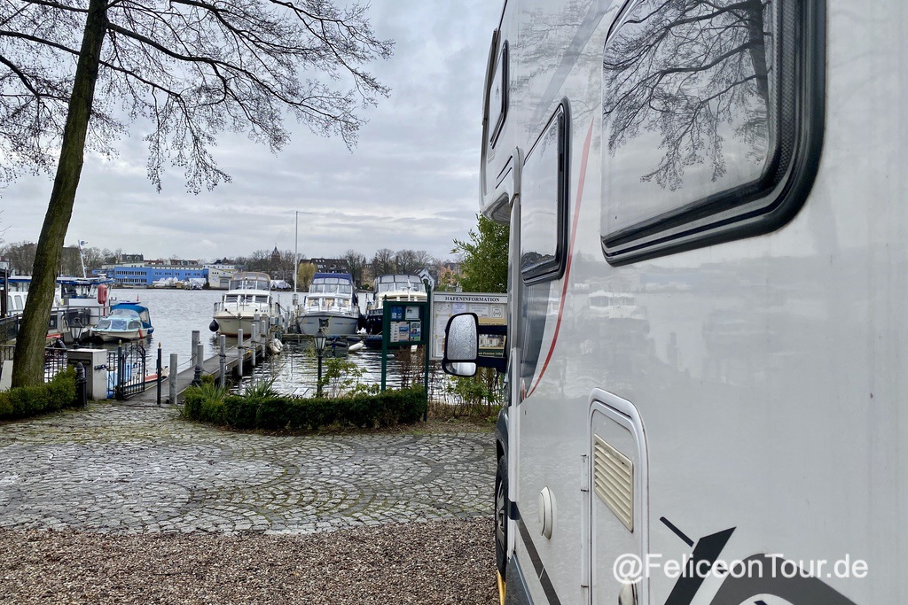 wohnmobilstellplatz yachthafen leukermeer